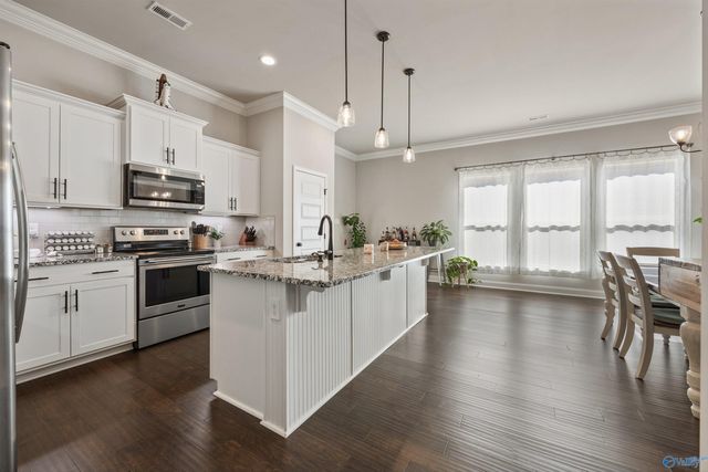 131 Kambry Grove Drive, Huntsville, AL 35811