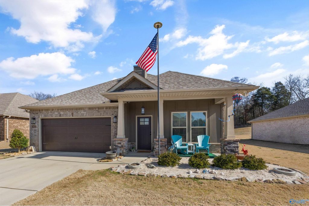 131 Kambry Grove Drive, Huntsville, AL 35811