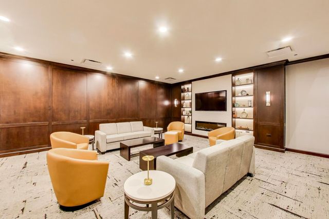 310 S Michigan Avenue 1700, Chicago, IL 60604