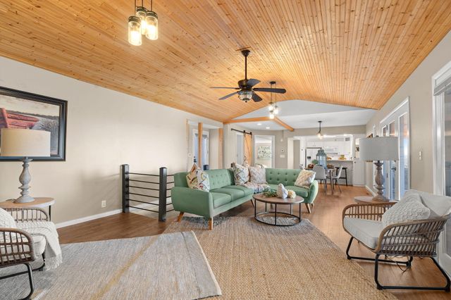 3892 Joe Bald Road, Kimberling City, MO 65686