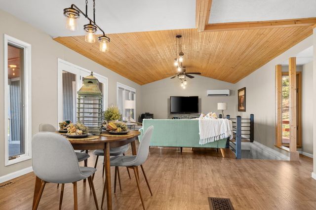 3892 Joe Bald Road, Kimberling City, MO 65686