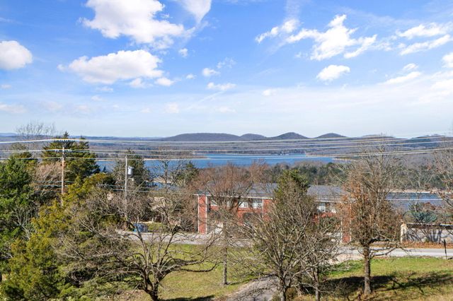 3892 Joe Bald Road, Kimberling City, MO 65686