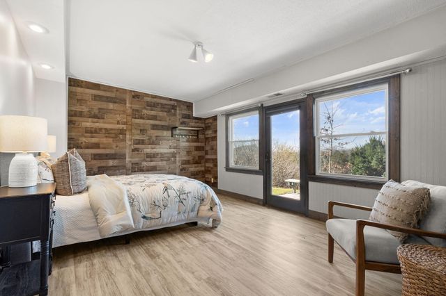 3892 Joe Bald Road, Kimberling City, MO 65686