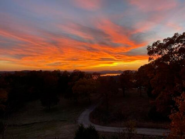 3892 Joe Bald Road, Kimberling City, MO 65686