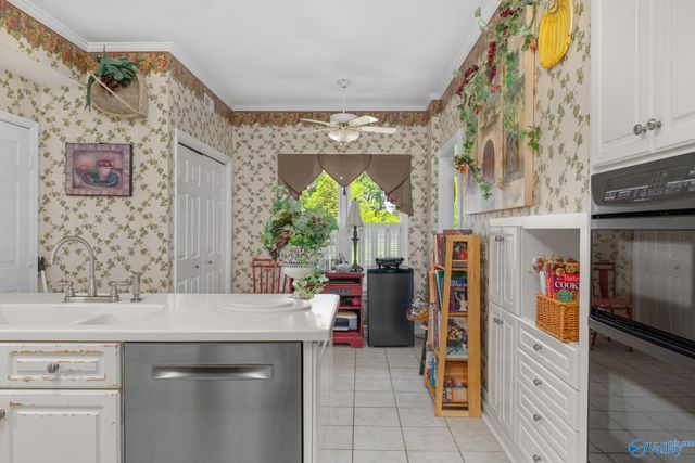 213 Greenlawn Drive, Meridianville, AL 35759