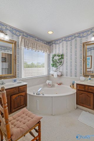 213 Greenlawn Drive, Meridianville, AL 35759