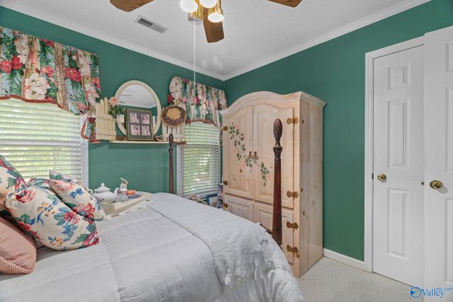 213 Greenlawn Drive, Meridianville, AL 35759