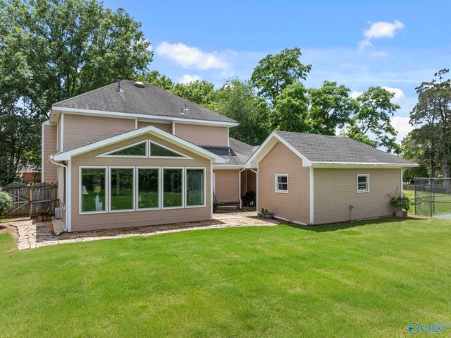 213 Greenlawn Drive, Meridianville, AL 35759