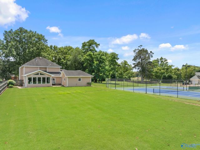 213 Greenlawn Drive, Meridianville, AL 35759