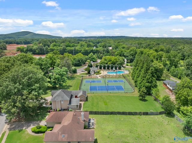 213 Greenlawn Drive, Meridianville, AL 35759