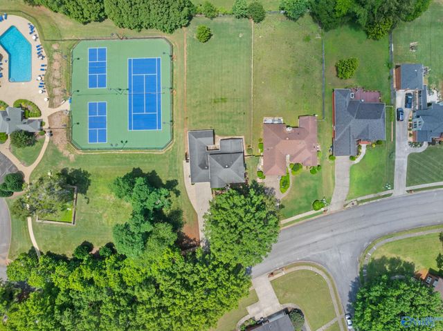 213 Greenlawn Drive, Meridianville, AL 35759