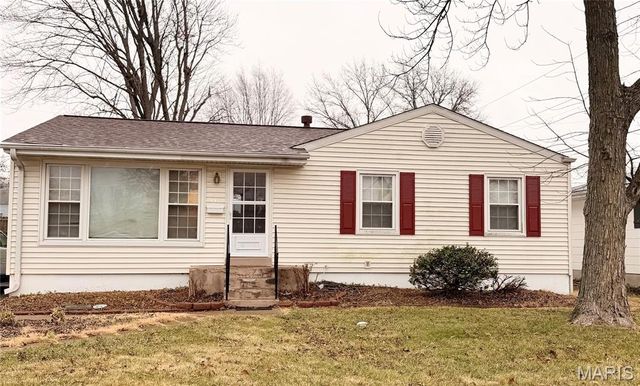 440 S Jefferson Street, Florissant, MO 63031