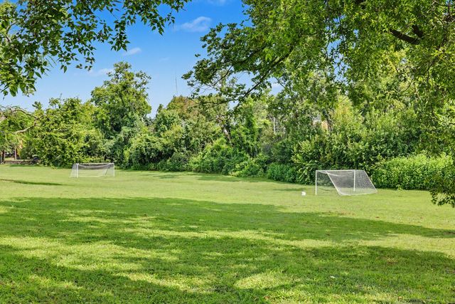 1518 Kirkwood Ave, Nashville, TN 37212