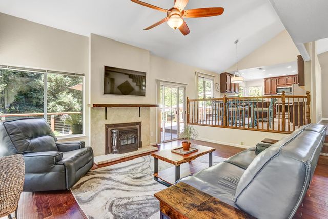 15013 Guadalupe Dr, Sloughhouse, CA 95683