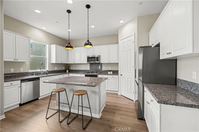 27422 Pioneer Court, Valencia, CA 91381