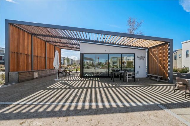 27422 Pioneer Court, Valencia, CA 91381