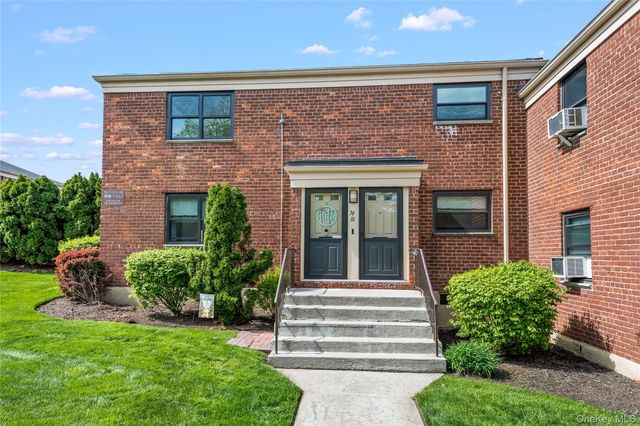 74-16 220 Street 2nd Fl, Bayside, NY 11364