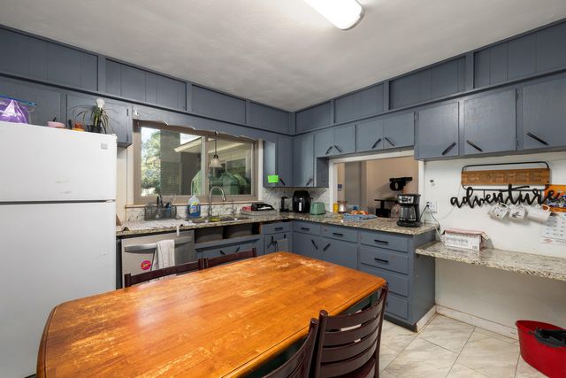 1503 W Broadmoor Street, Springfield, MO 65807