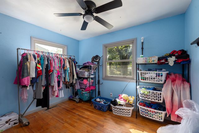 1503 W Broadmoor Street, Springfield, MO 65807