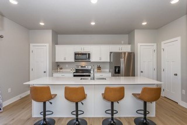 626 NE Hunter Drive, Ankeny, IA 50021