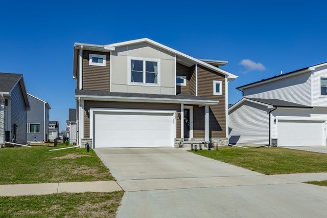 626 NE Hunter Drive, Ankeny, IA 50021