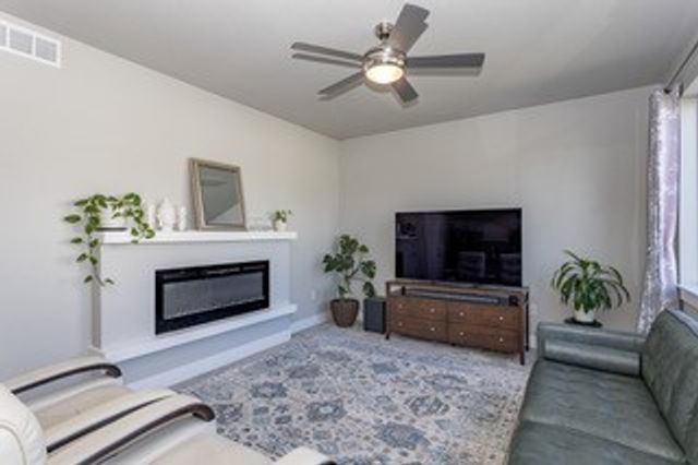 626 NE Hunter Drive, Ankeny, IA 50021