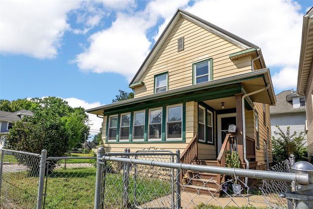 1500 Bever Avenue SE, Cedar Rapids, IA 52403