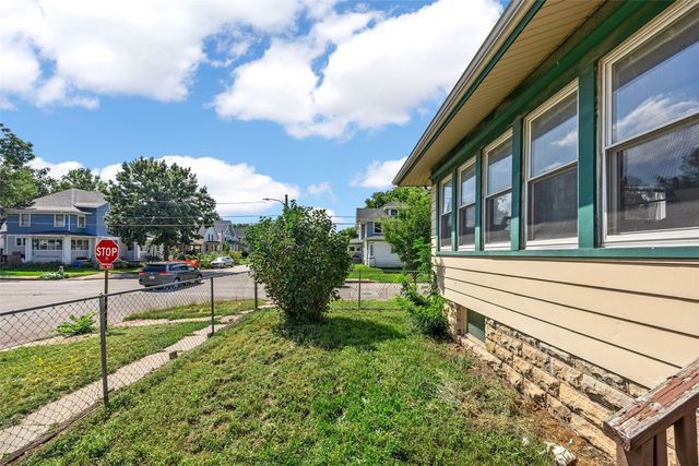 1500 Bever Avenue SE, Cedar Rapids, IA 52403