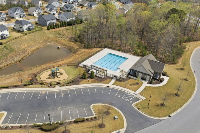 165 Carbone Lane, Clayton, NC 27527