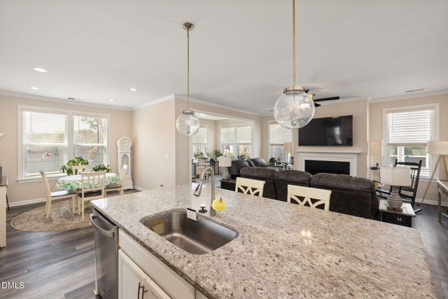 165 Carbone Lane, Clayton, NC 27527
