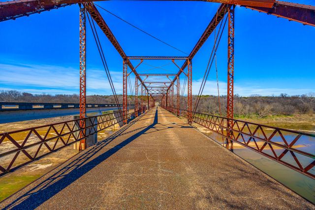 1334 Co Rd 2019, Glen Rose, TX 76043