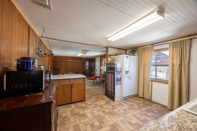 1334 Co Rd 2019, Glen Rose, TX 76043