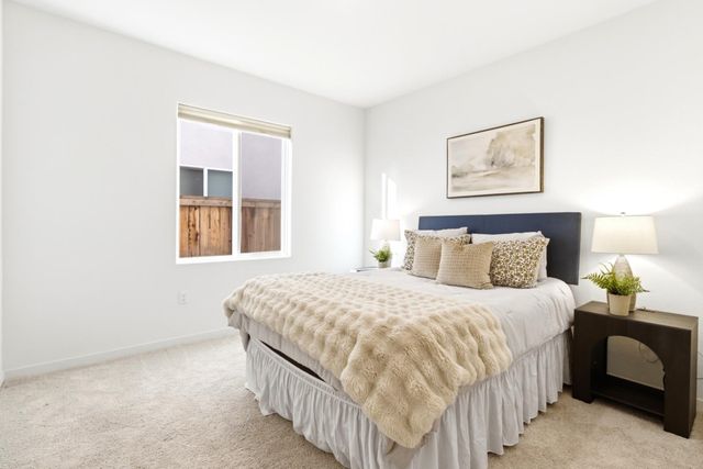 1471 Gwinnett St, Lincoln, CA 95648
