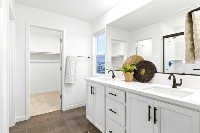 1471 Gwinnett St, Lincoln, CA 95648
