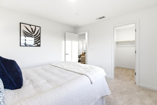 1471 Gwinnett St, Lincoln, CA 95648