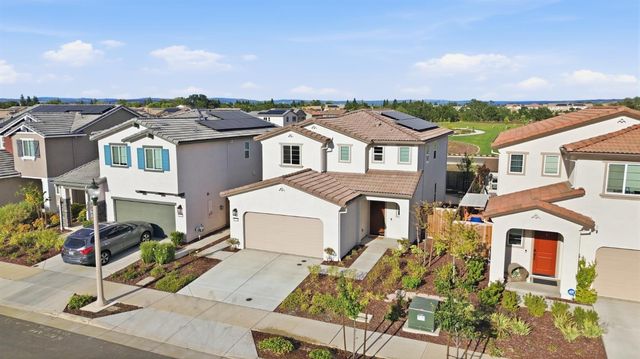 1471 Gwinnett St, Lincoln, CA 95648