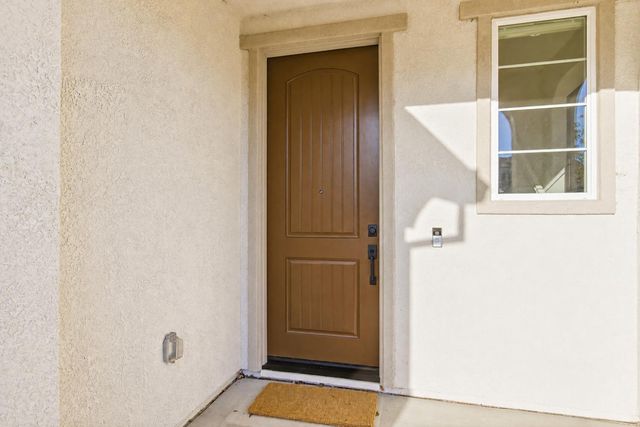 1471 Gwinnett St, Lincoln, CA 95648