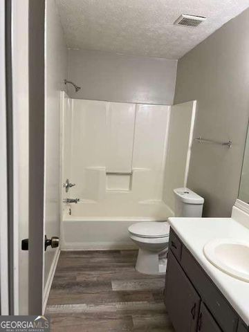 192 Kimberly Way SW 192, Marietta, GA 30064