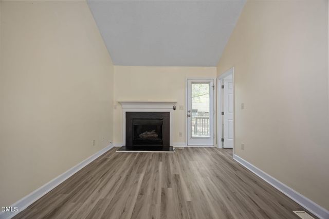 1627 Oakland Hills Way, Raleigh, NC 27604