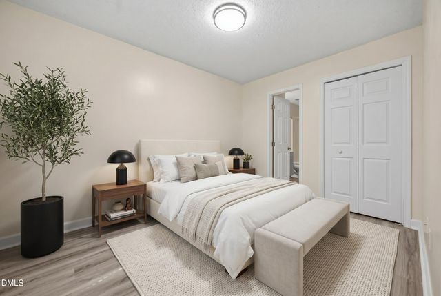 1627 Oakland Hills Way, Raleigh, NC 27604