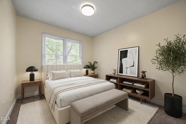 1627 Oakland Hills Way, Raleigh, NC 27604