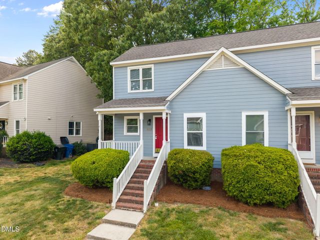 1627 Oakland Hills Way, Raleigh, NC 27604