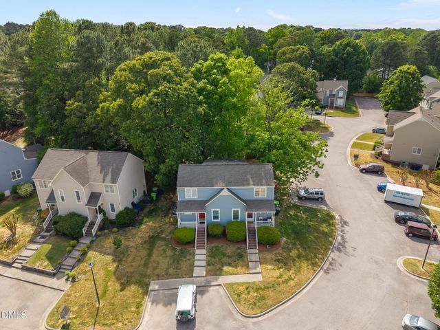 1627 Oakland Hills Way, Raleigh, NC 27604