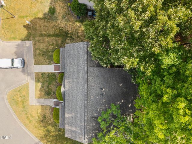 1627 Oakland Hills Way, Raleigh, NC 27604