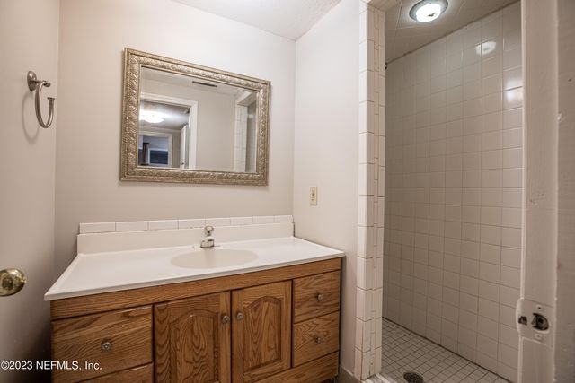 1059 GLYNLEA Road, Jacksonville, FL 32216