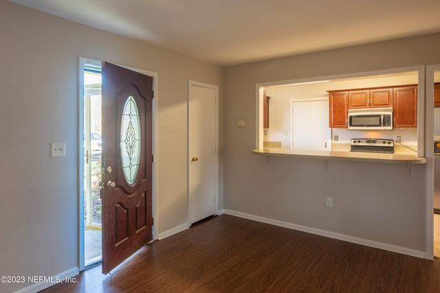 1059 GLYNLEA Road, Jacksonville, FL 32216