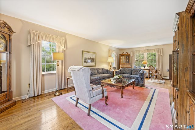 230 Wallingford Road, Cheshire, CT 06410