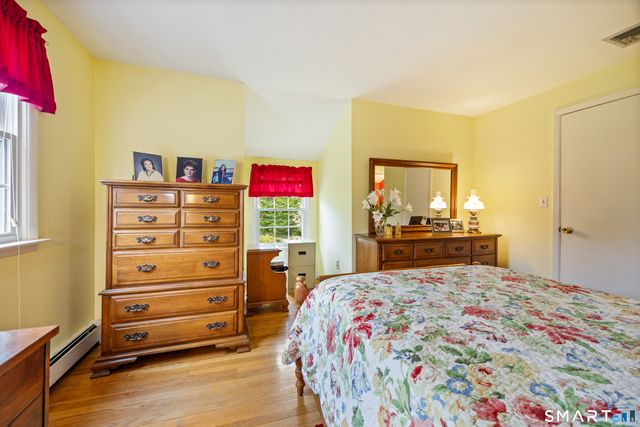 230 Wallingford Road, Cheshire, CT 06410