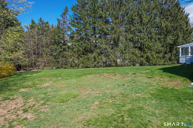 230 Wallingford Road, Cheshire, CT 06410