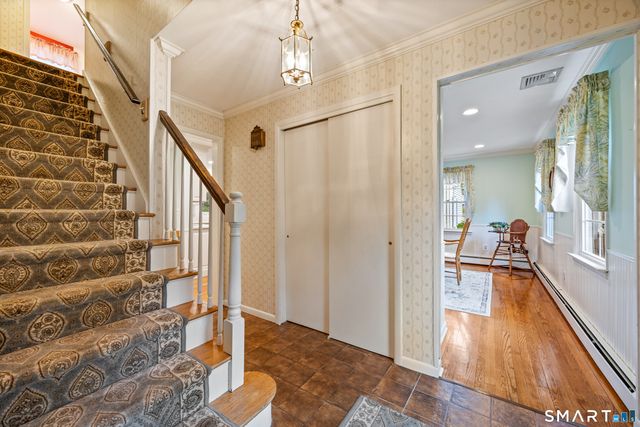 230 Wallingford Road, Cheshire, CT 06410